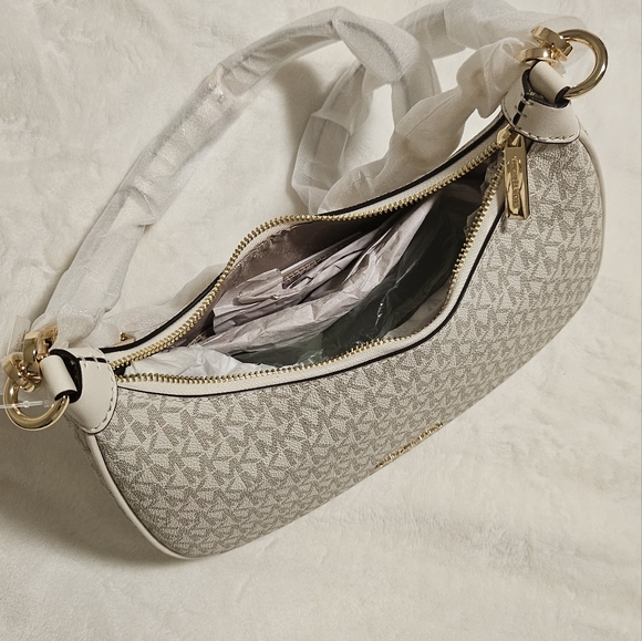 authentic MICHAEL KORS Bag - Picture 6 of 11